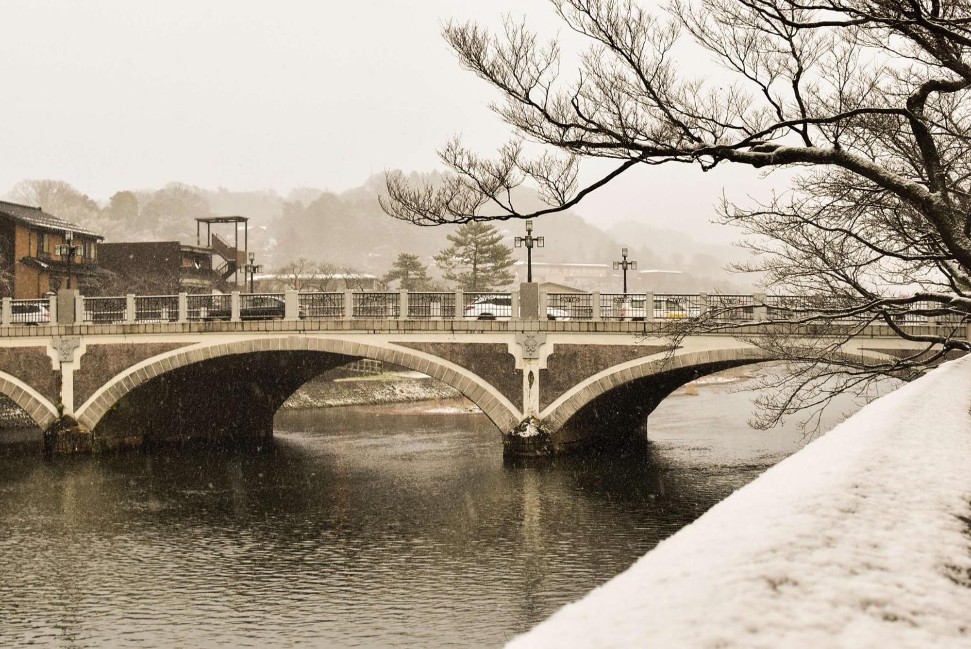 Hyatt Centric Kanazawa Exterior foto The bridge in 1960