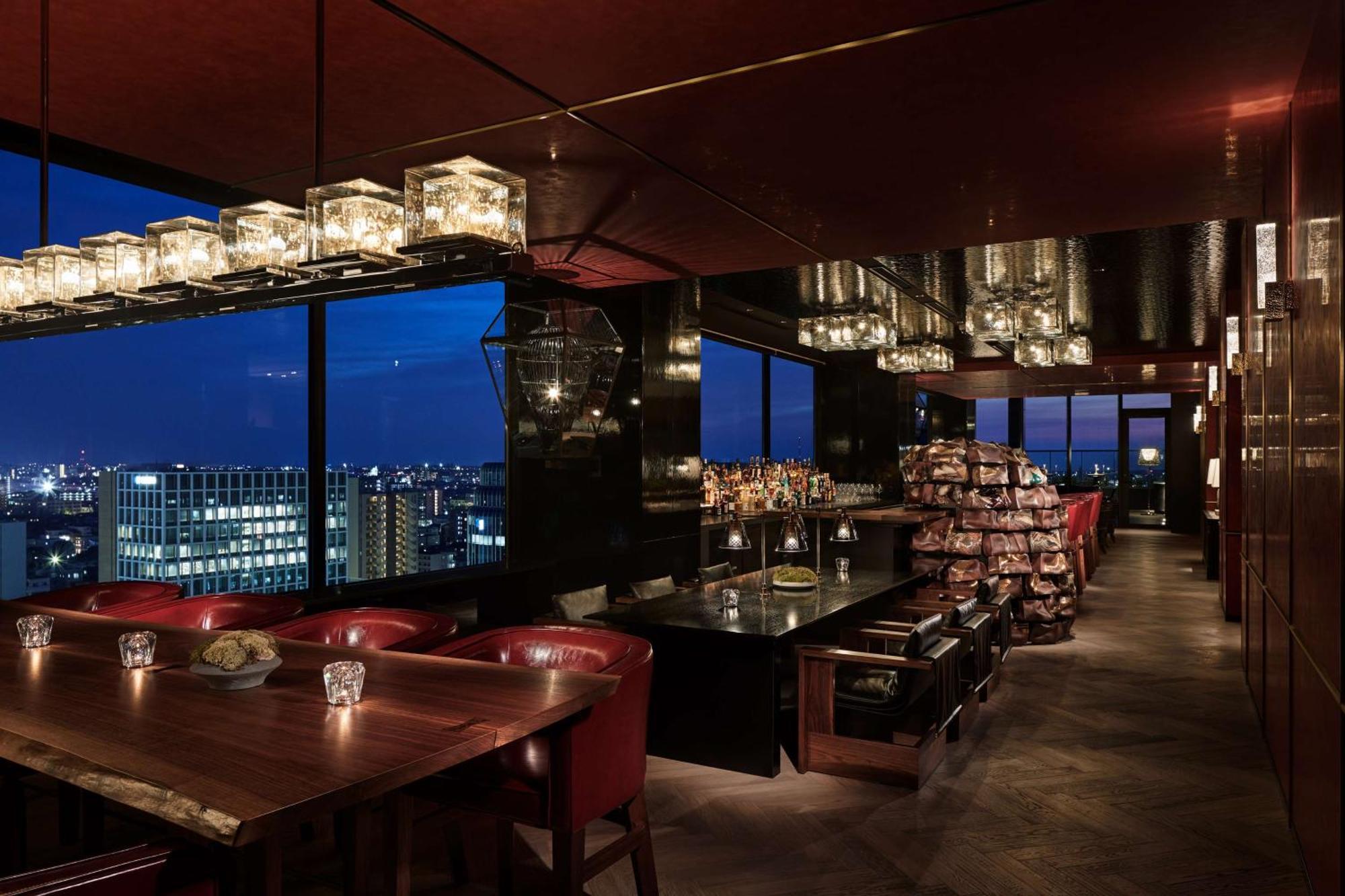 Hyatt Centric Kanazawa Exterior foto The bar at the top of the hotel